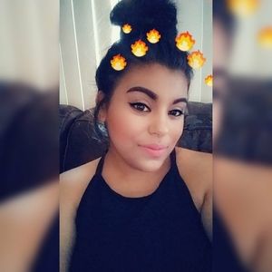 Meet your Posher, Daniella